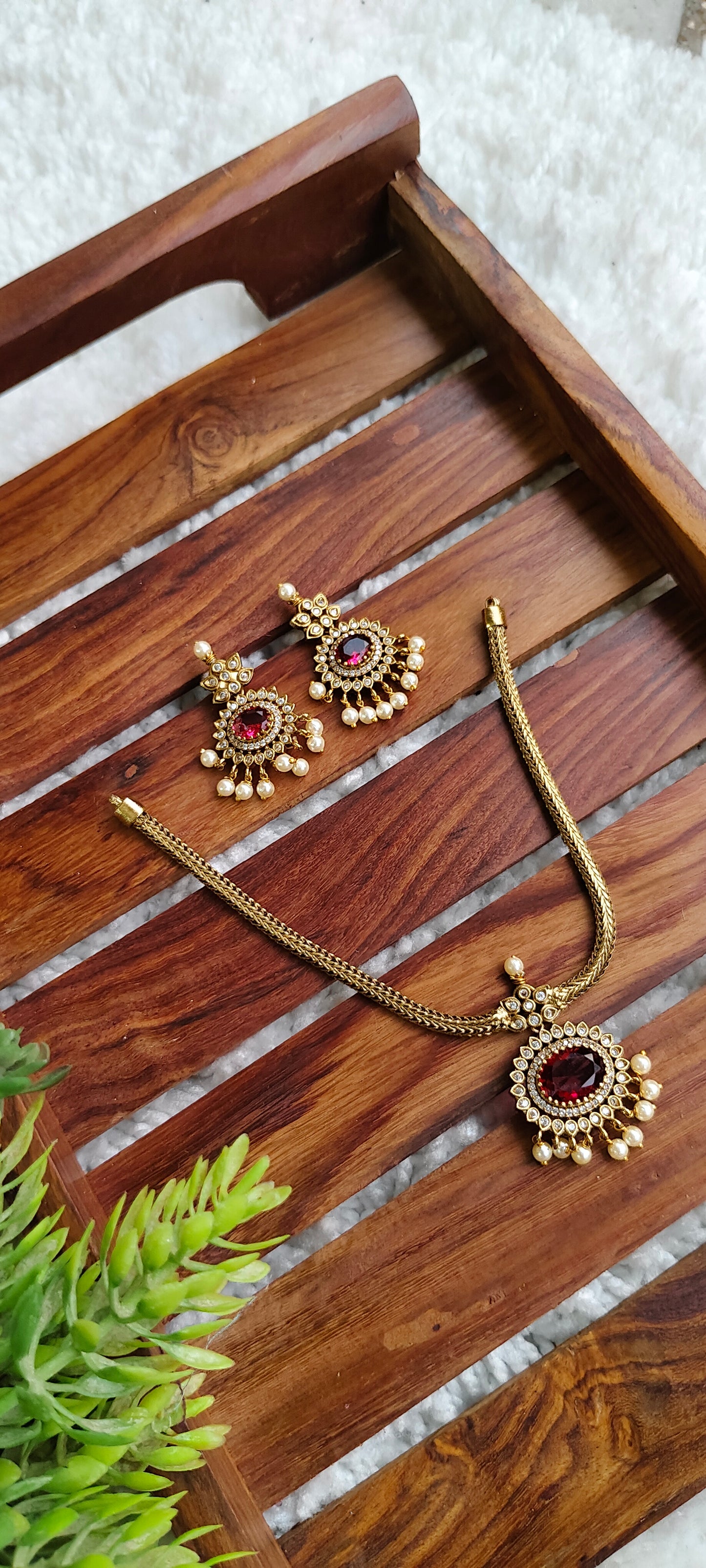 Victorian Attigai Set