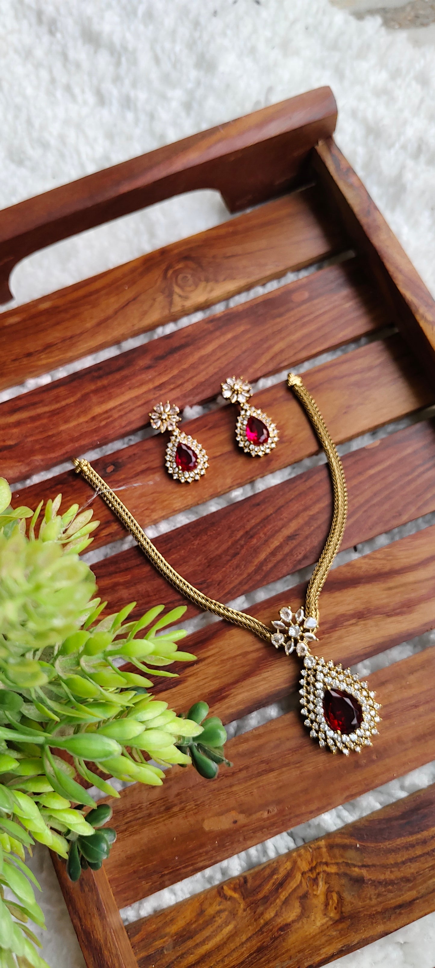 Victorian Attigai Set