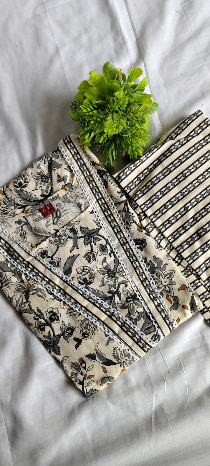 Two pcs set