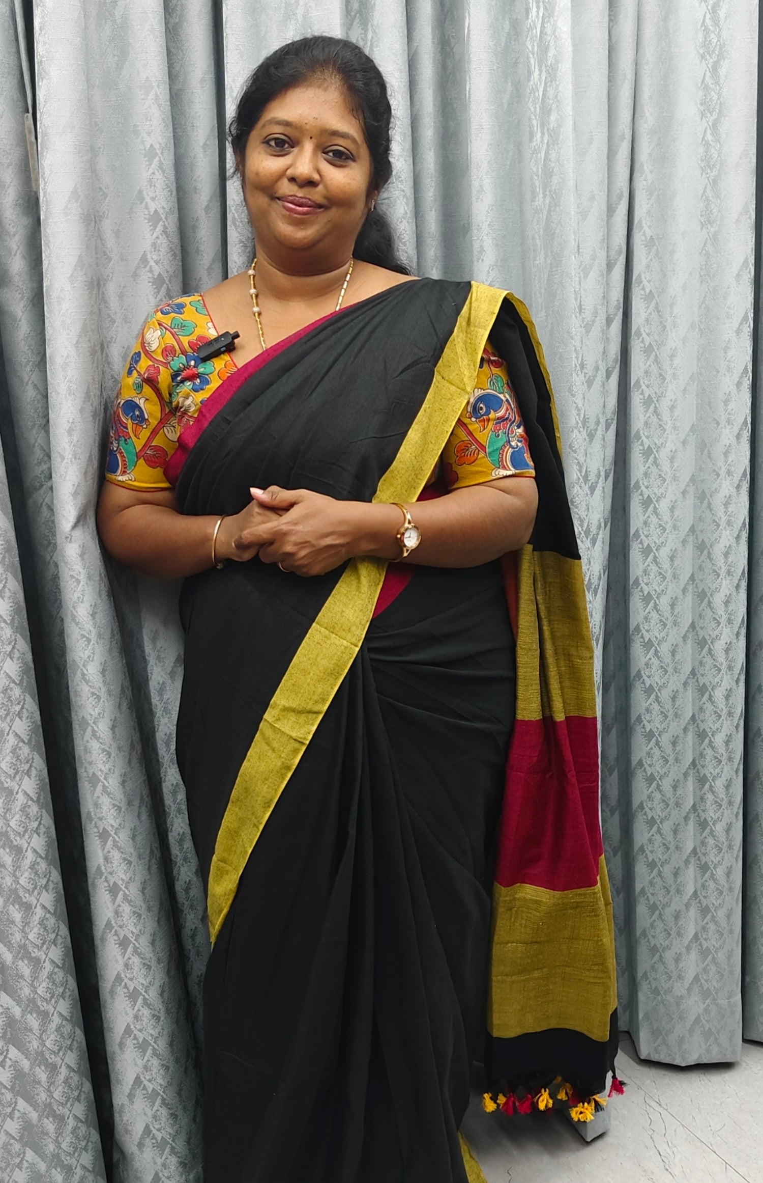 Plain With Contrast Border | Sthri Cotton
