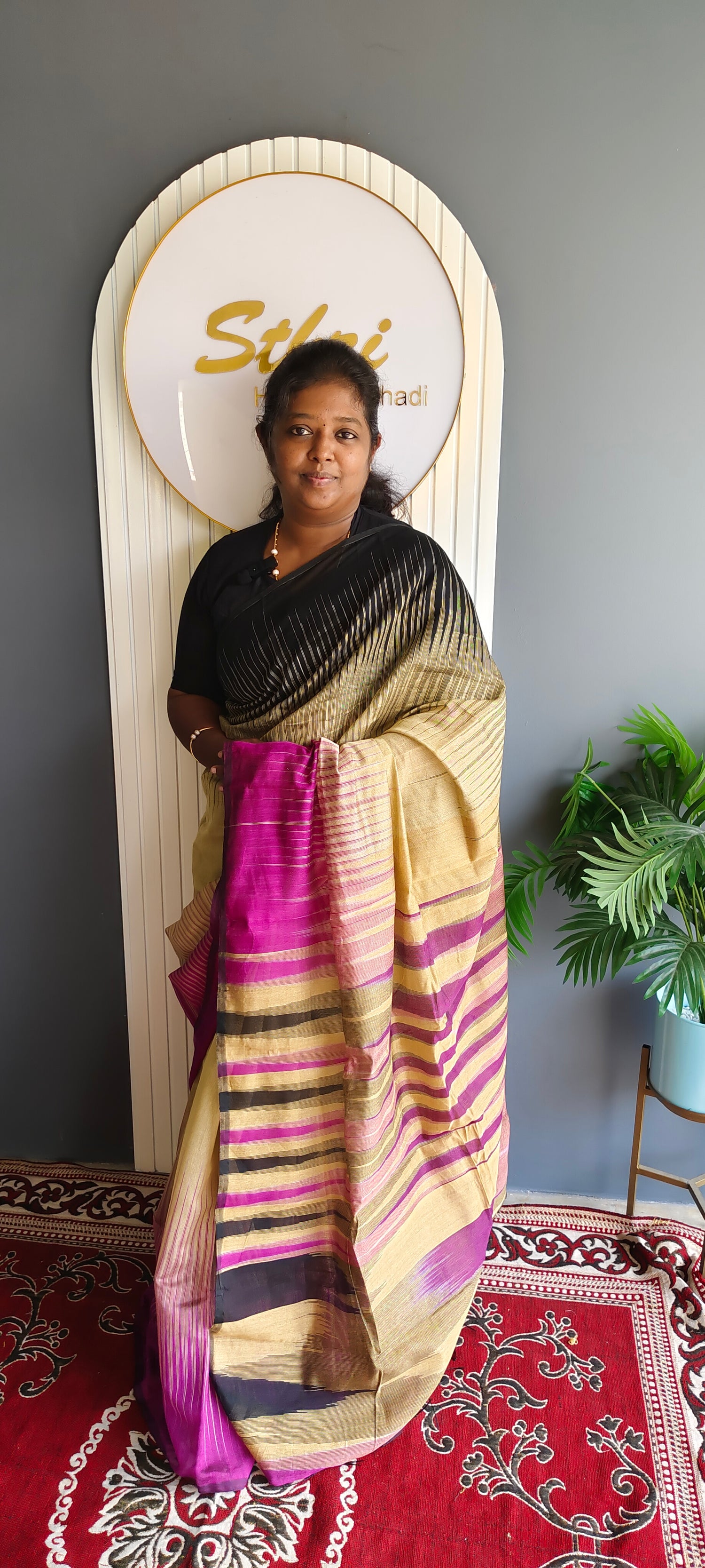 Ikkat Kotta Khadi – | Sthri Cotton