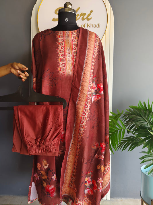 Salwar suit