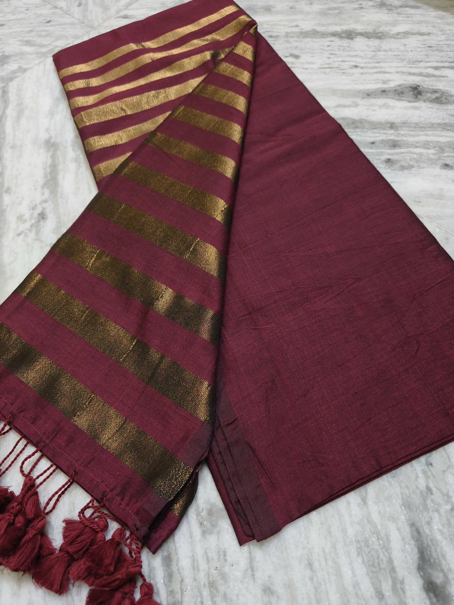 Zari pallu